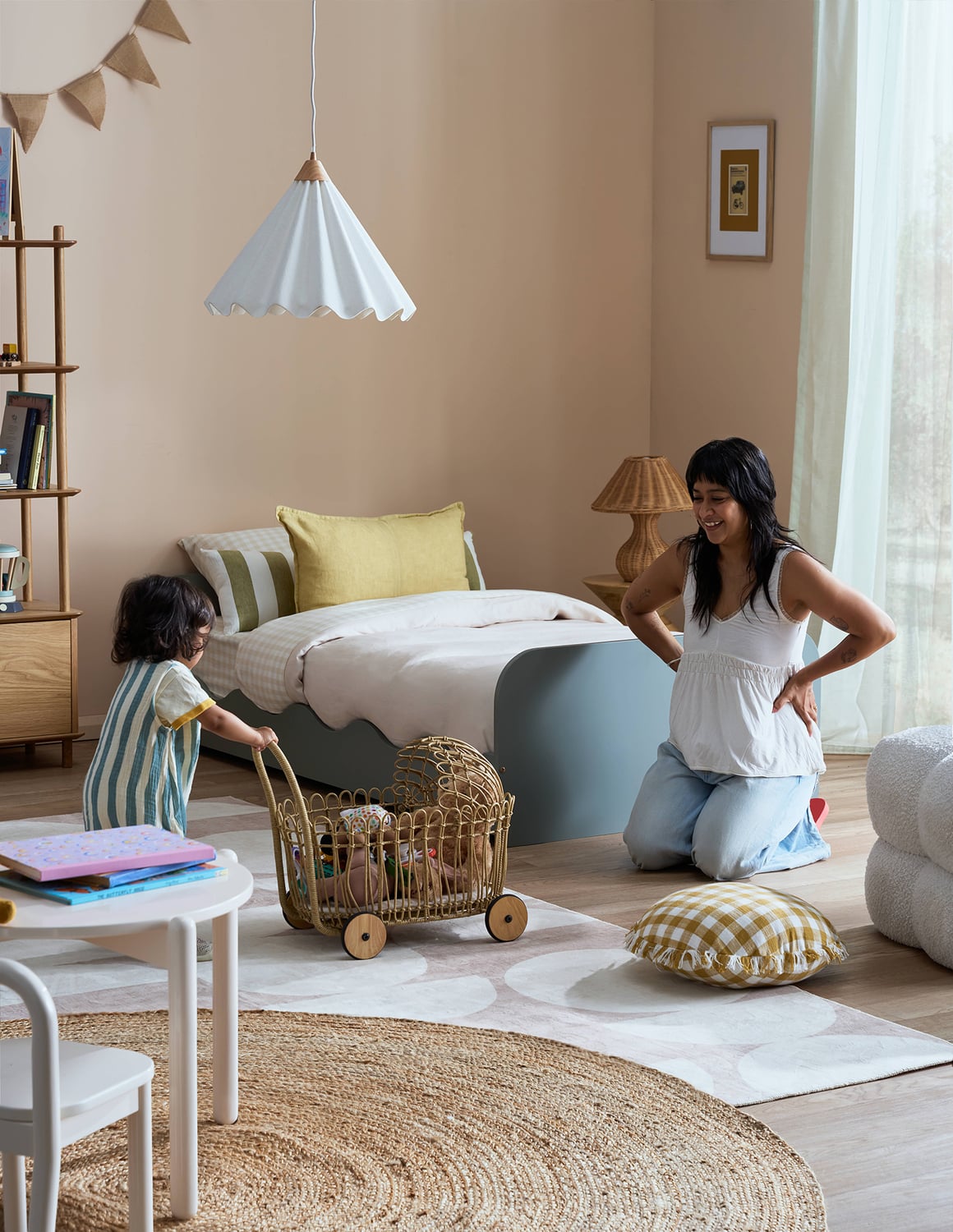 Wavy Single Floor Bed