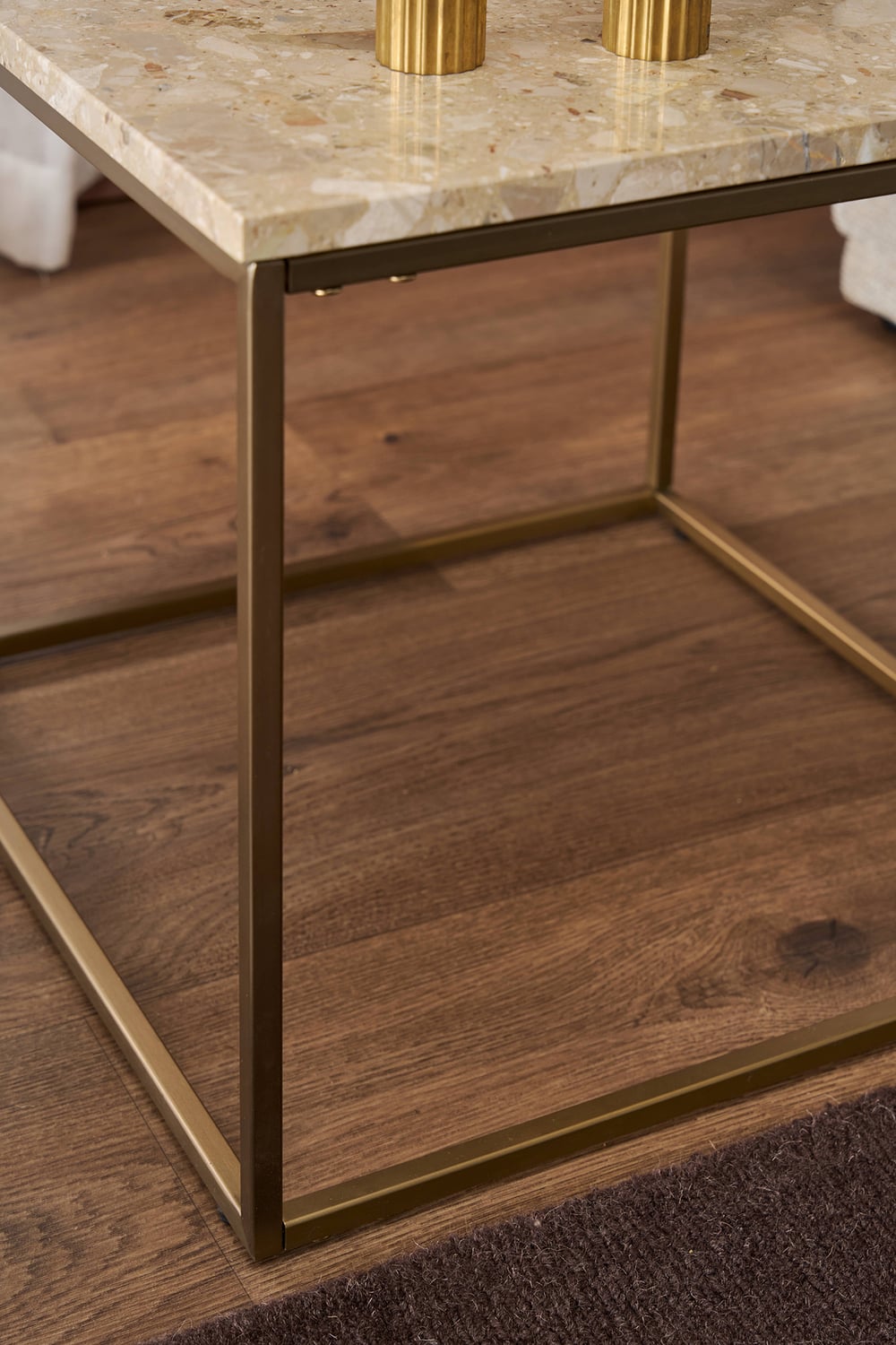 Sia Side Table