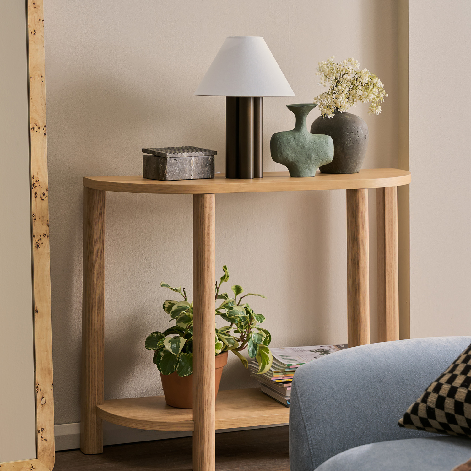 Alma Stacked Column Iron Table Lamp