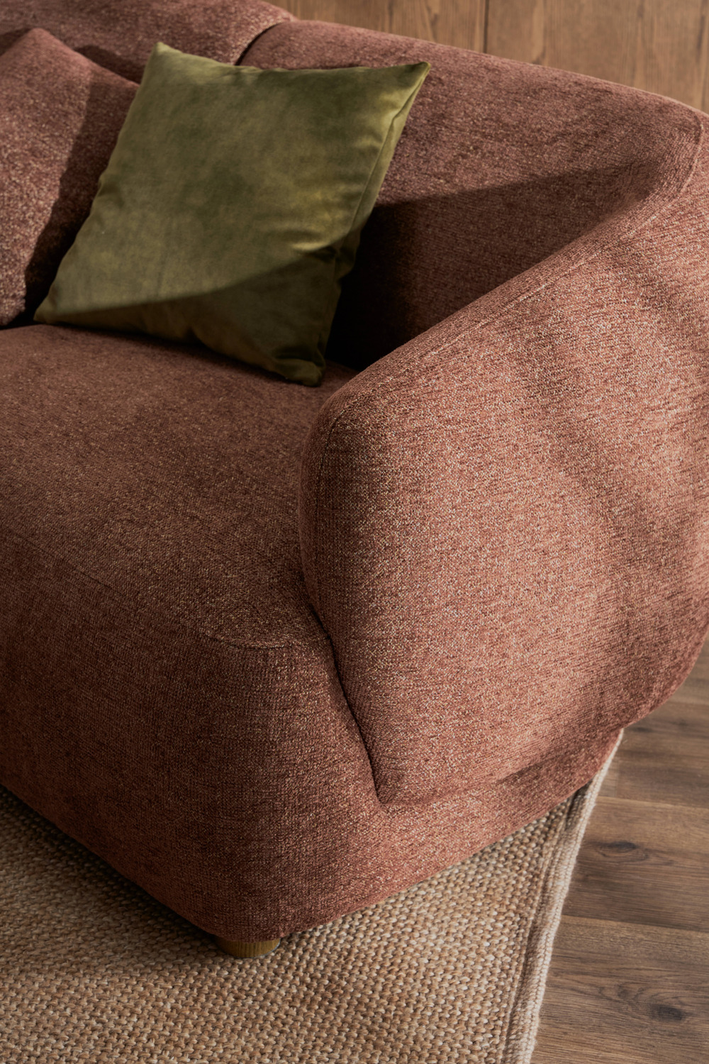 Cescent Chenille Chair