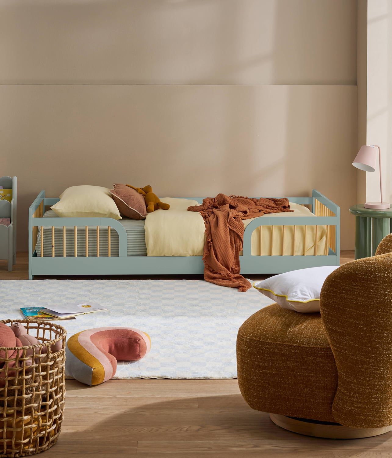 Remy Single Floor Bed