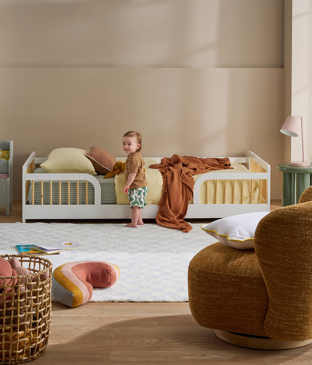 Remy Single Floor Bed