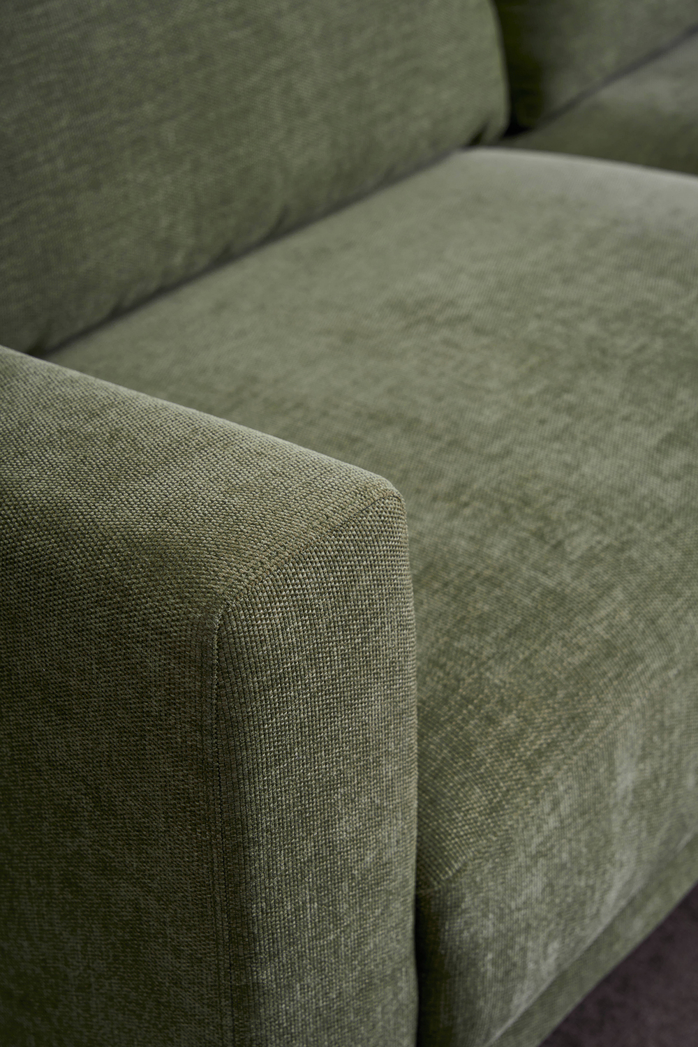 High-Performance 3 Seater Warwick Fabric Orson Sofa