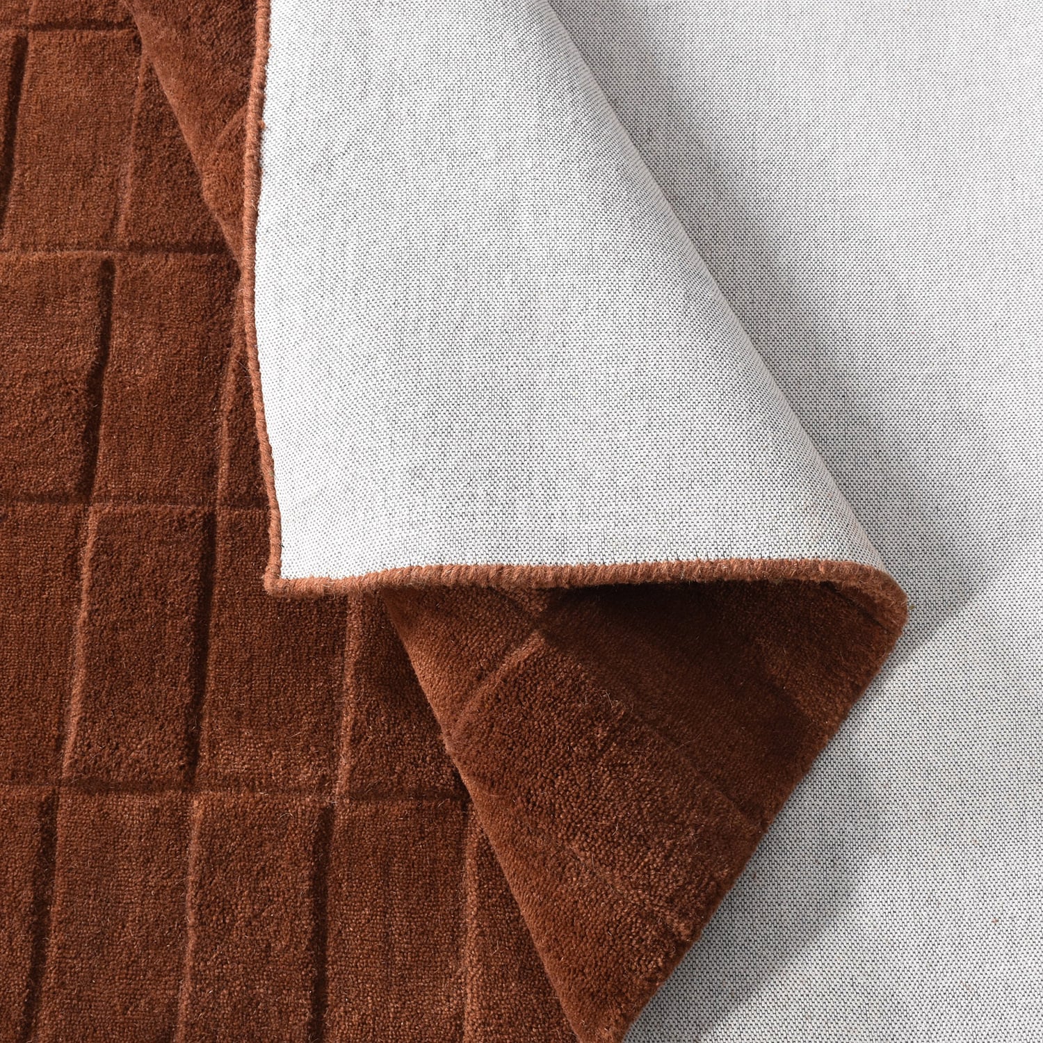 Gracie Grid Hand-Woven Wool Rug