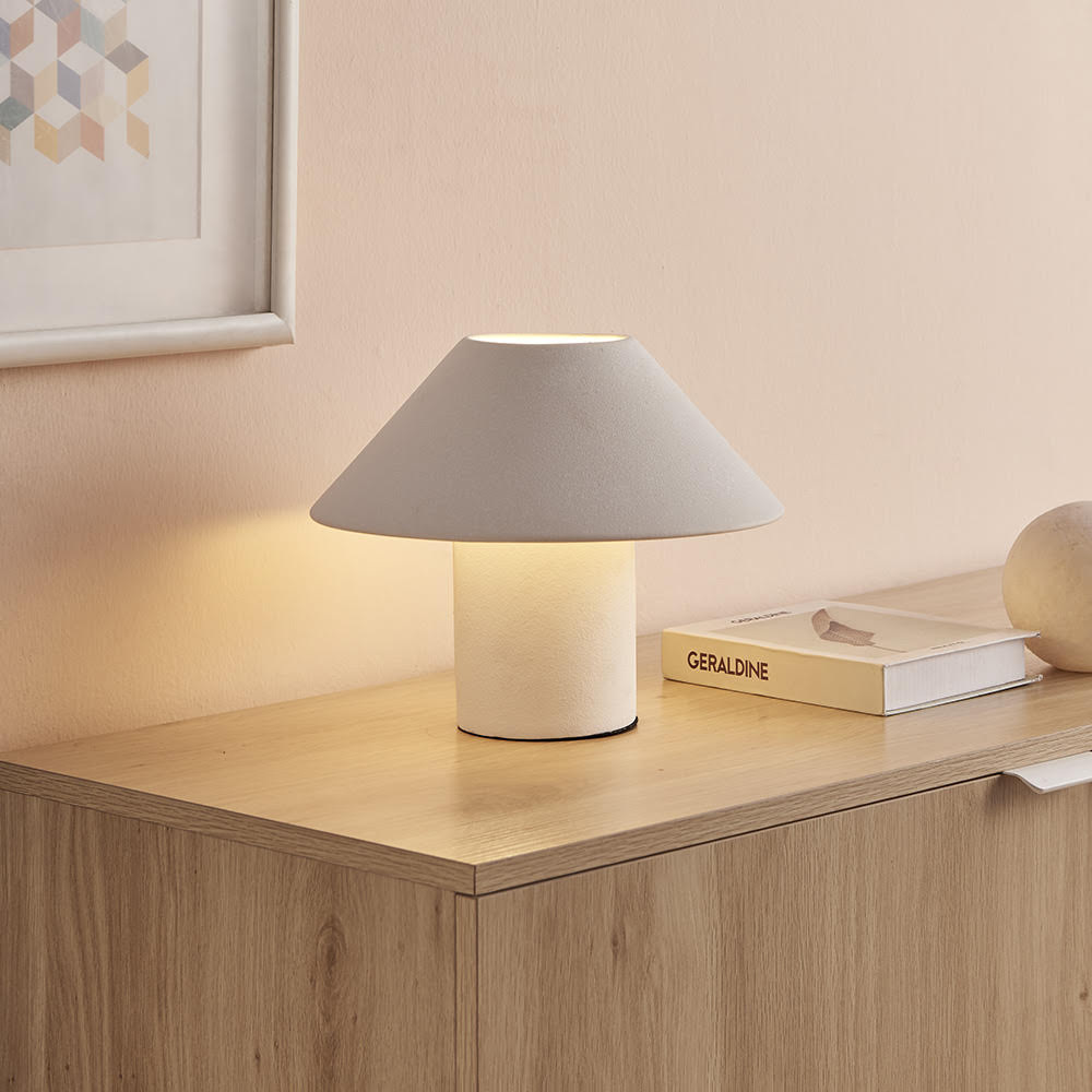 Arwyn Ceramic Table Lamp