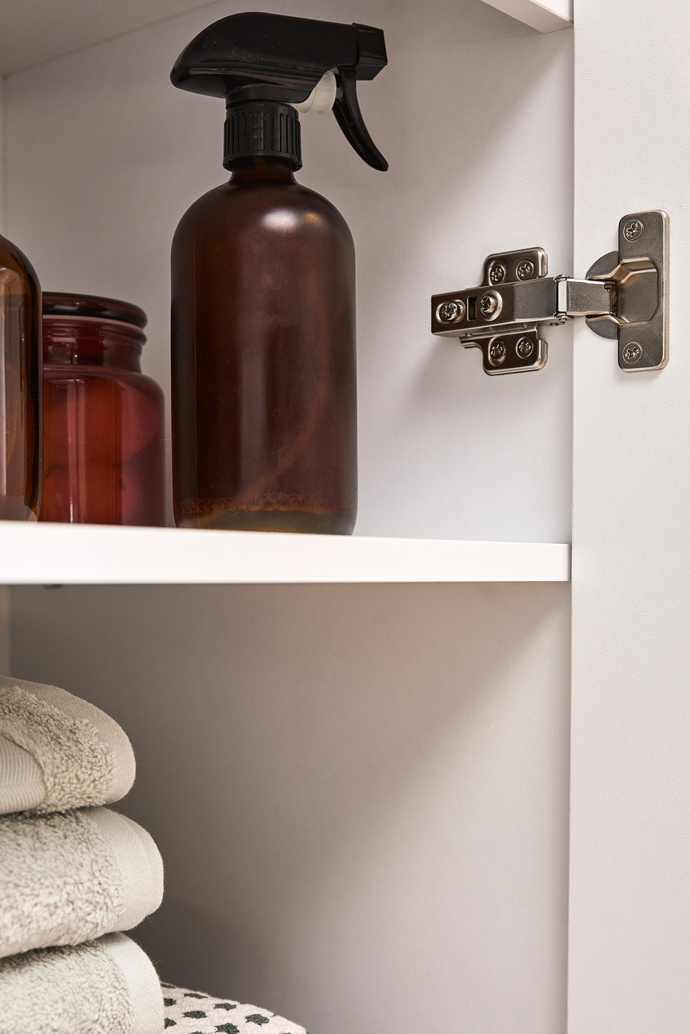 Willem 2 Door Cupboard
