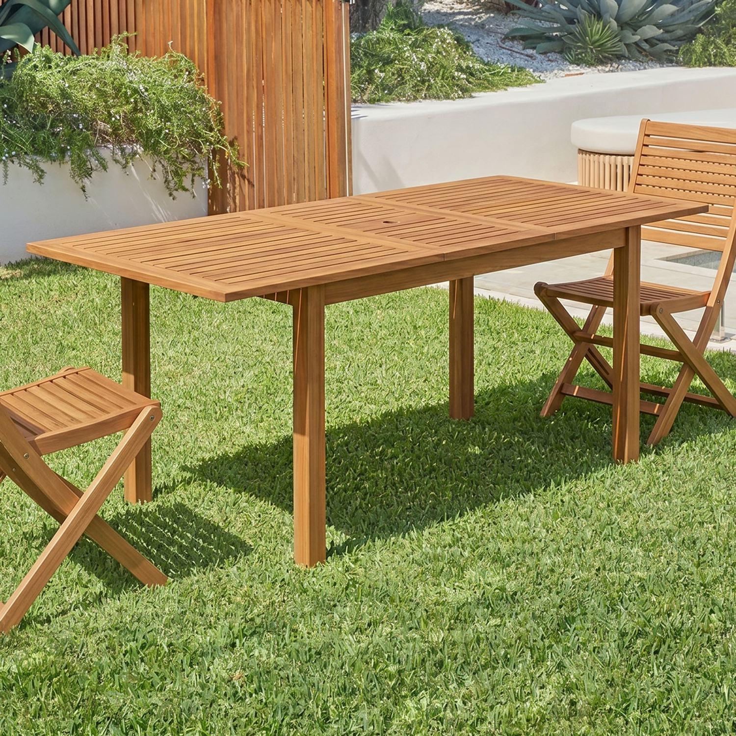 Lanai Eucalyptus Wood Outdoor Extendable Dining Table