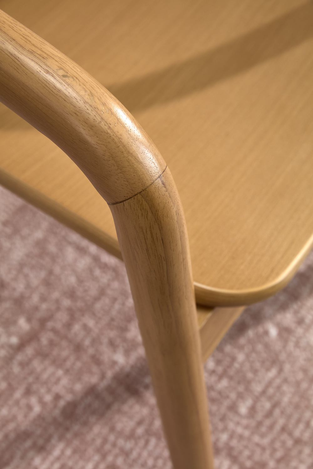 Rio Round Dining Table & Bali Dining Chair Set