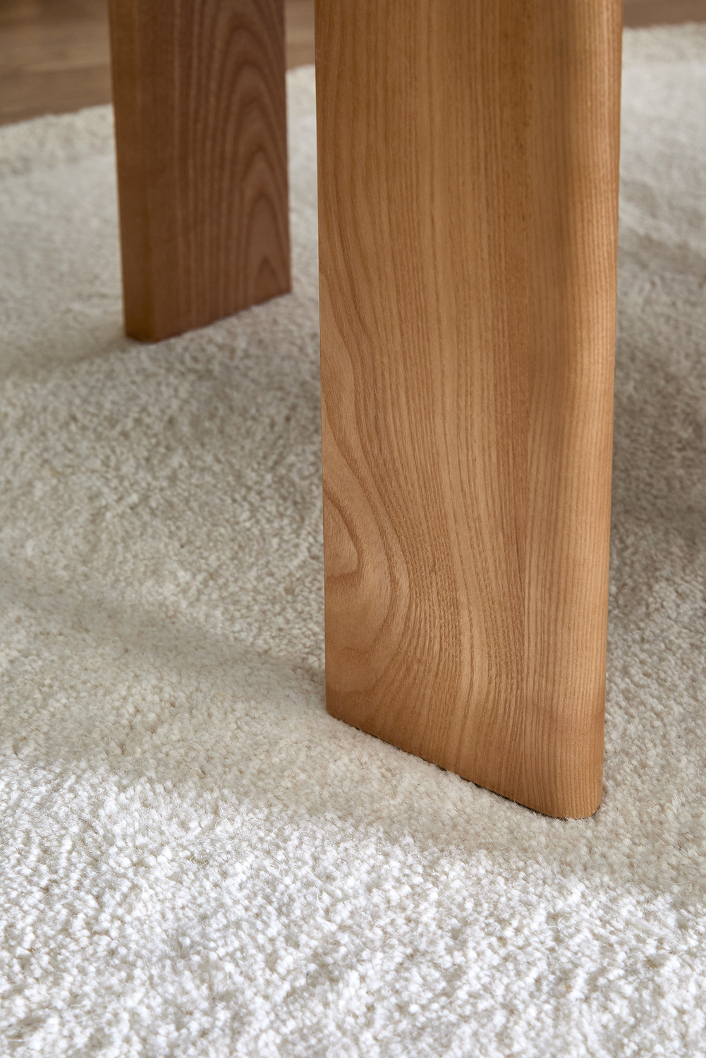 Rio Round Dining Table & Benji Dining Chair Set