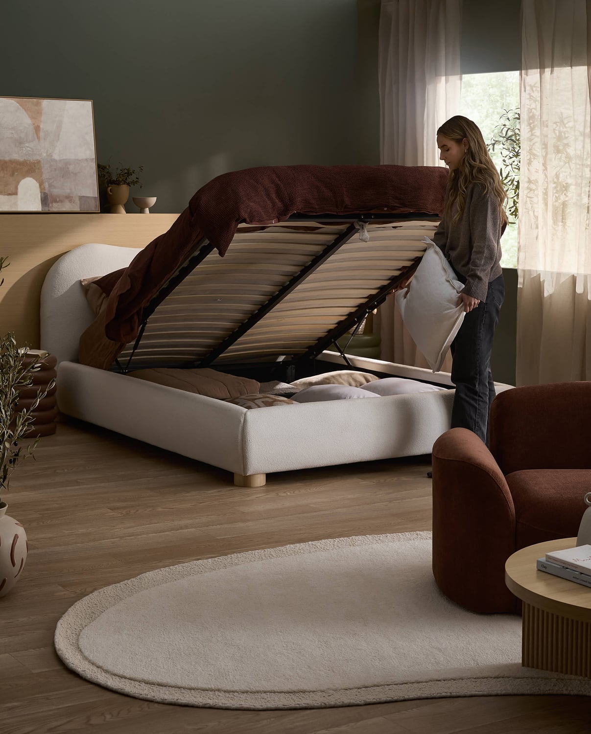 Paloma Boucle Gas Lift Storage Bed