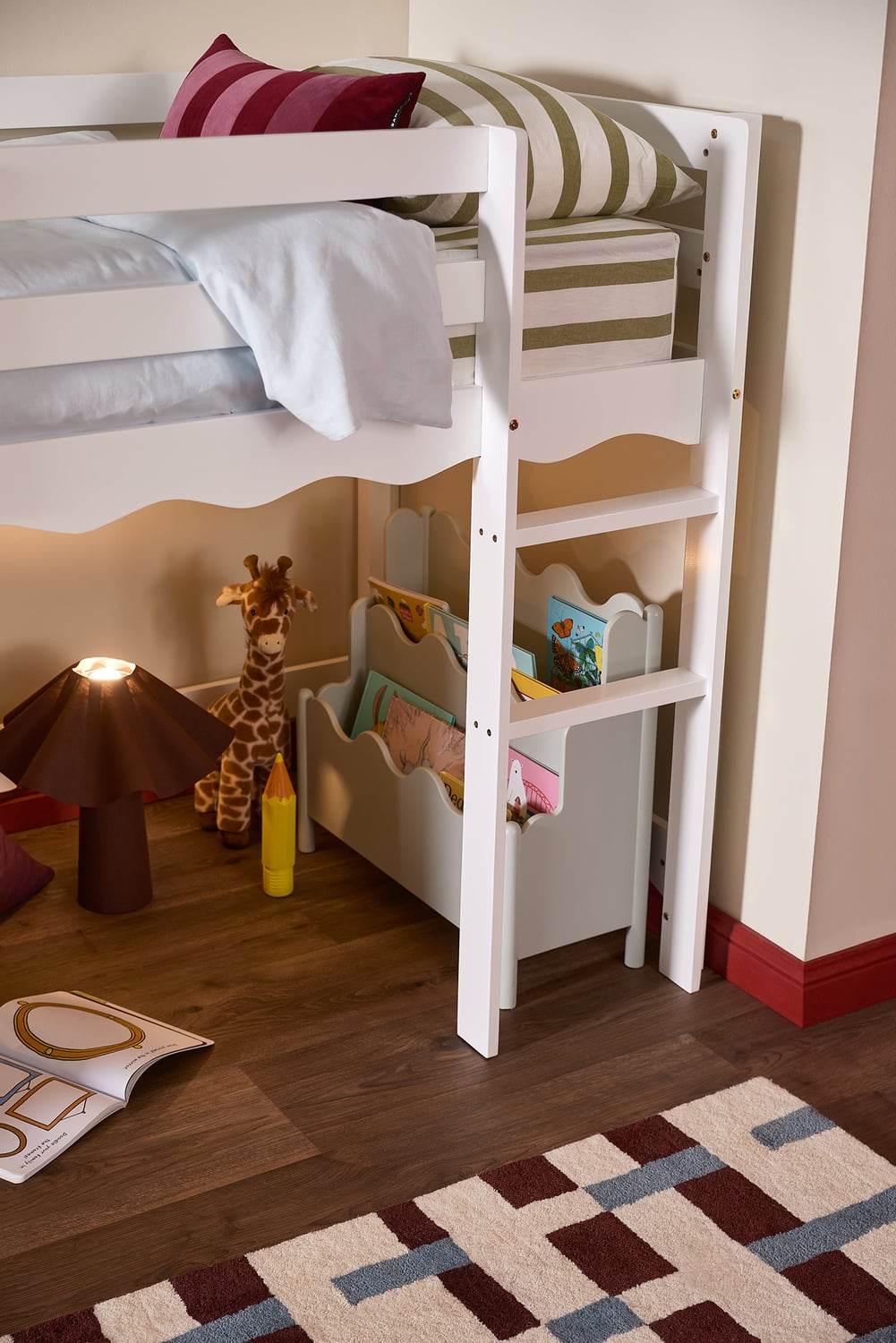 Wavy Pine Wood Single Loft Bed