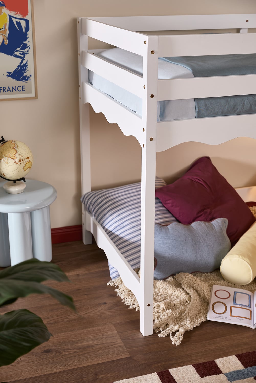 Wavy Pine Wood Single Loft Bed