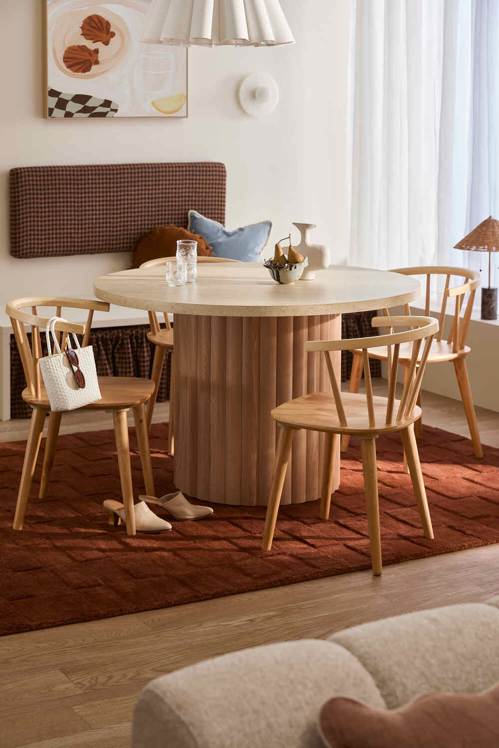 4 Seater Elodie Round Travertine-Look Dining Table & Aurora Chair Set