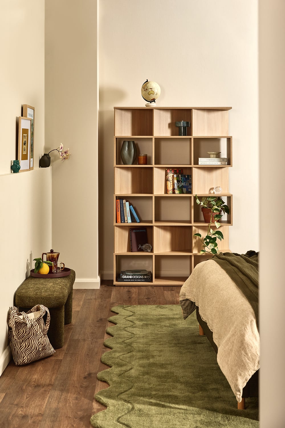 Cosmo Cube Bookshelf