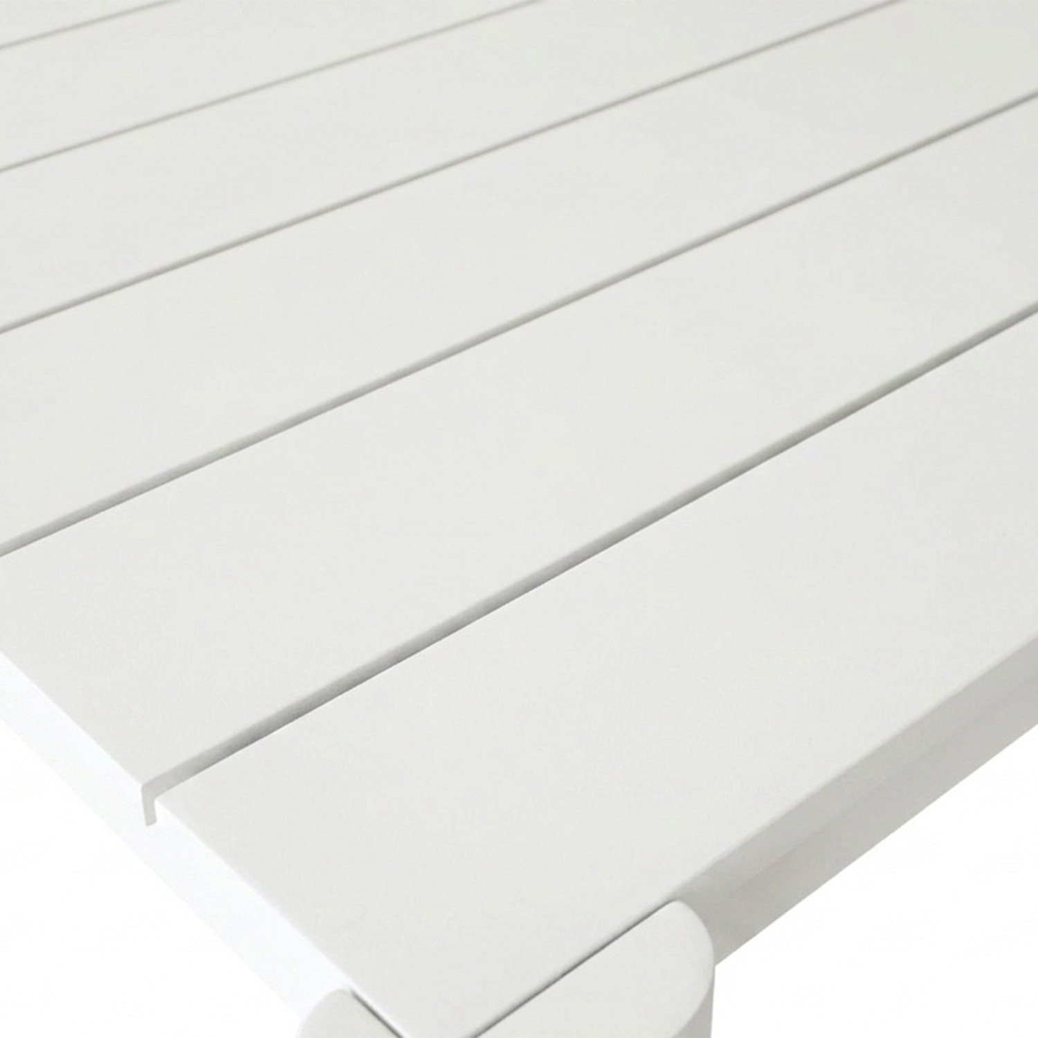 Veya Outdoor Dining Table