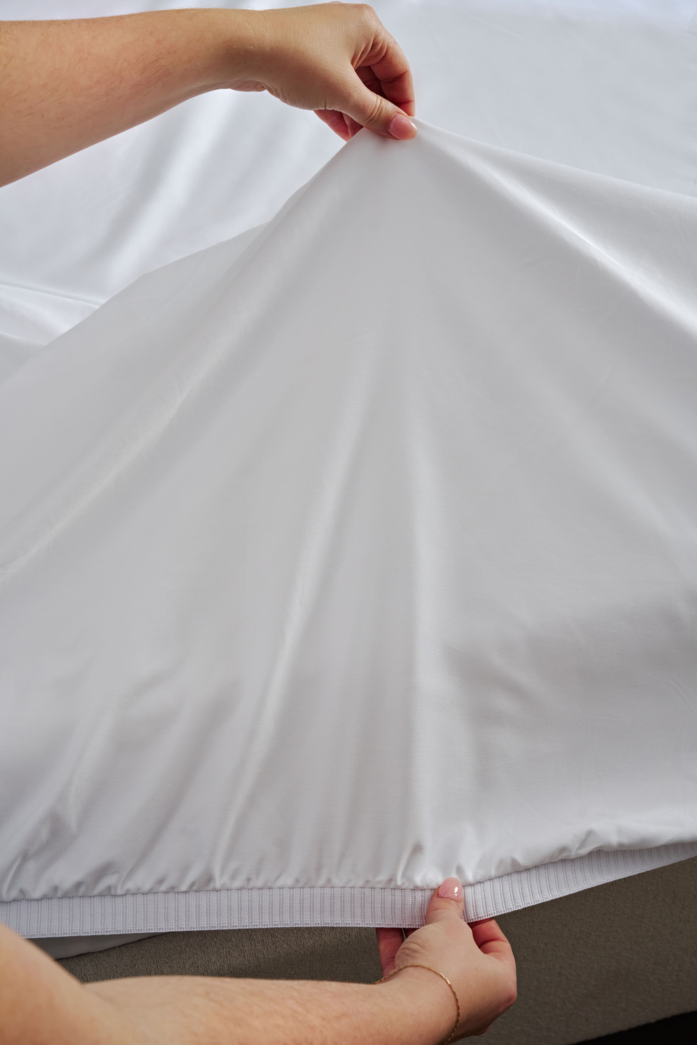 Luxury 1000TC Cotton-Blend Fitted Sheet Set
