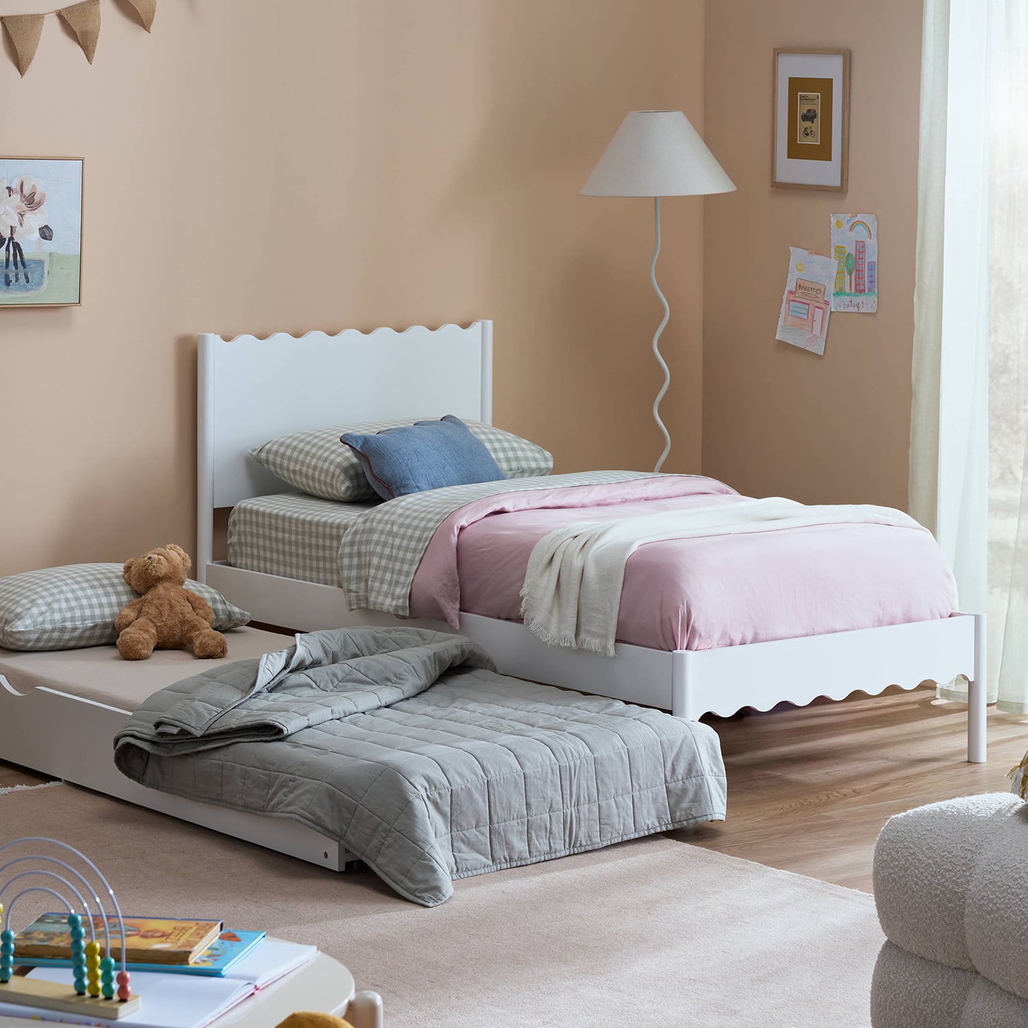 Harbor Chenille Single Floor Bed