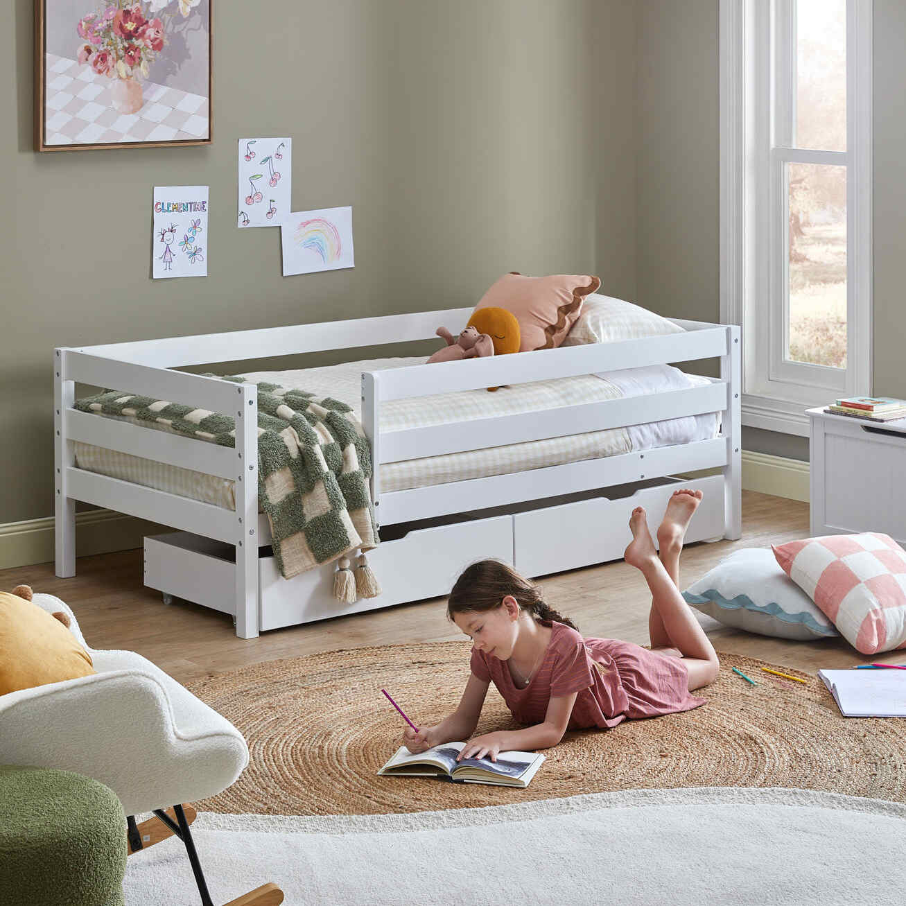 Fraya-2-Drawer-Single-Bed