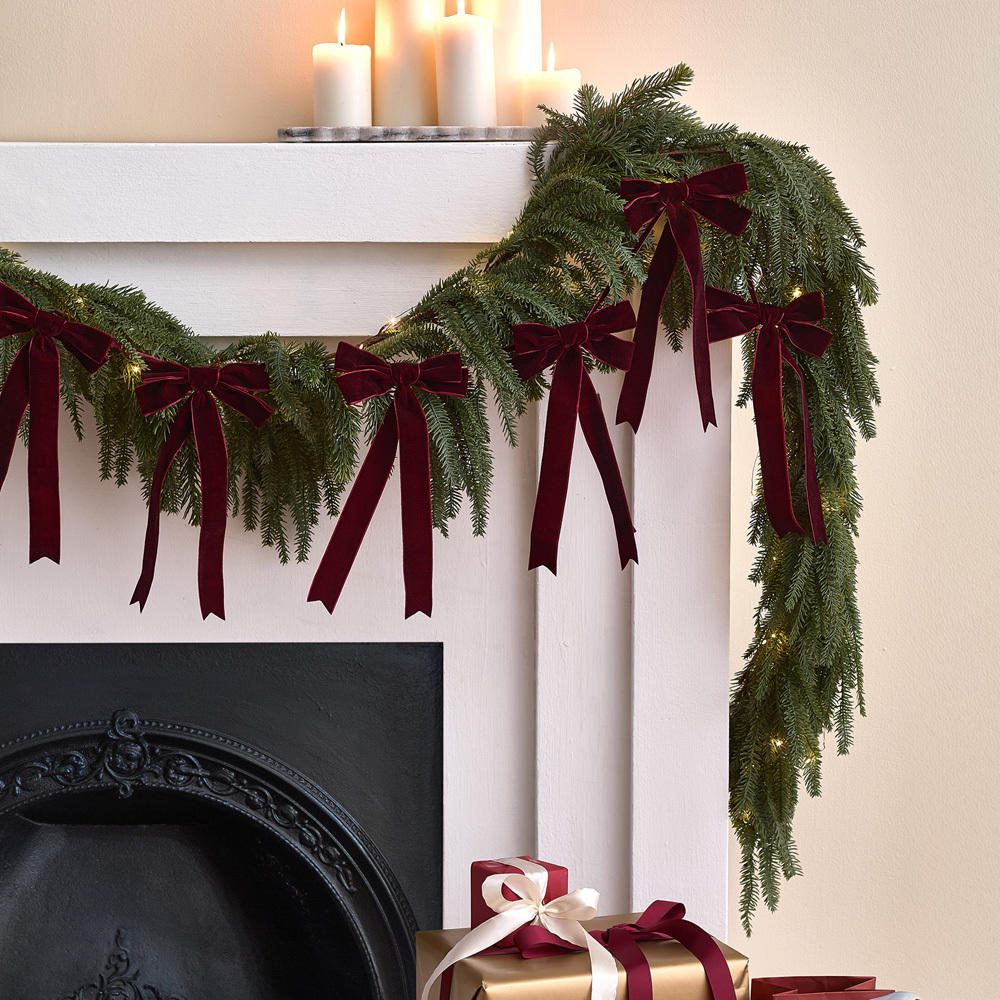 Norfork Pine LED Christmas Garland