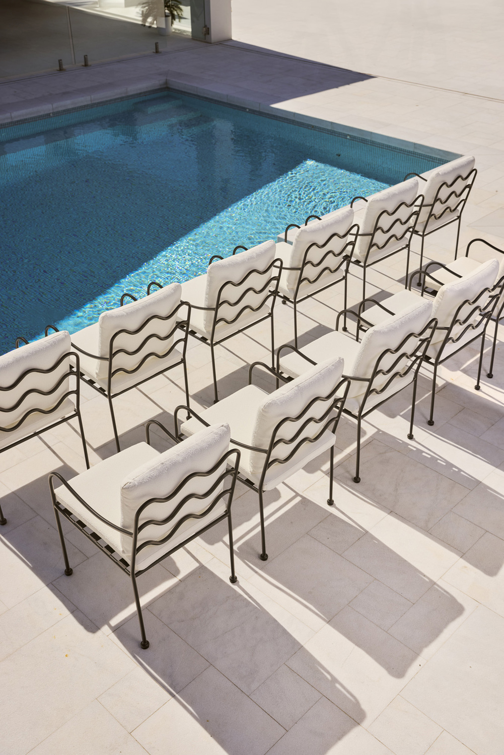 Breeze Outdoor Dining Chairs
