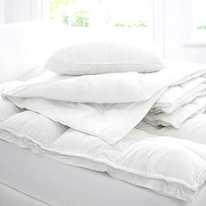 White Quenric White Duck Feather Four Seasons Quilt Cover