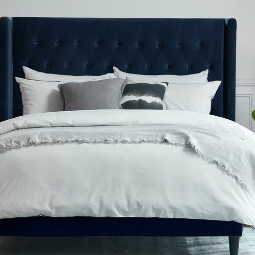 Stamford-Winged-Chesterfield-Velvet-King-Bedhead