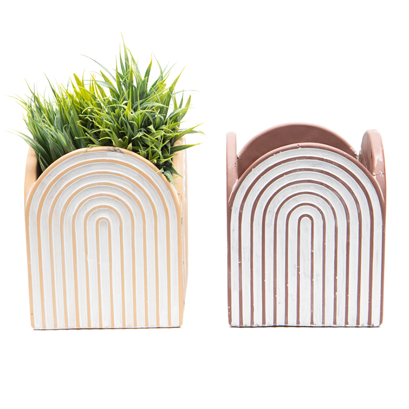 2 Piece Arc Planters Set