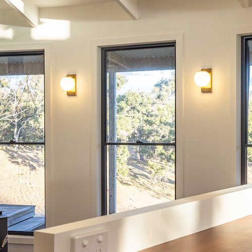 Amaro Wall Light