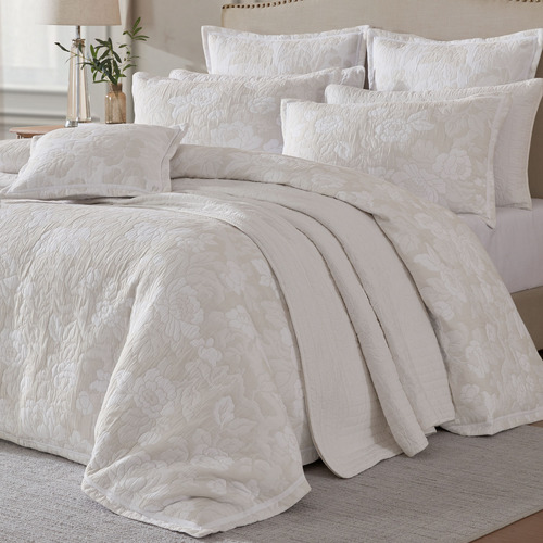 Eva II Yarn-Dyed Cotton Rich Jacquard Quilt Cover Set