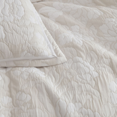 Eva II Yarn-Dyed Cotton Rich Jacquard Quilt Cover Set