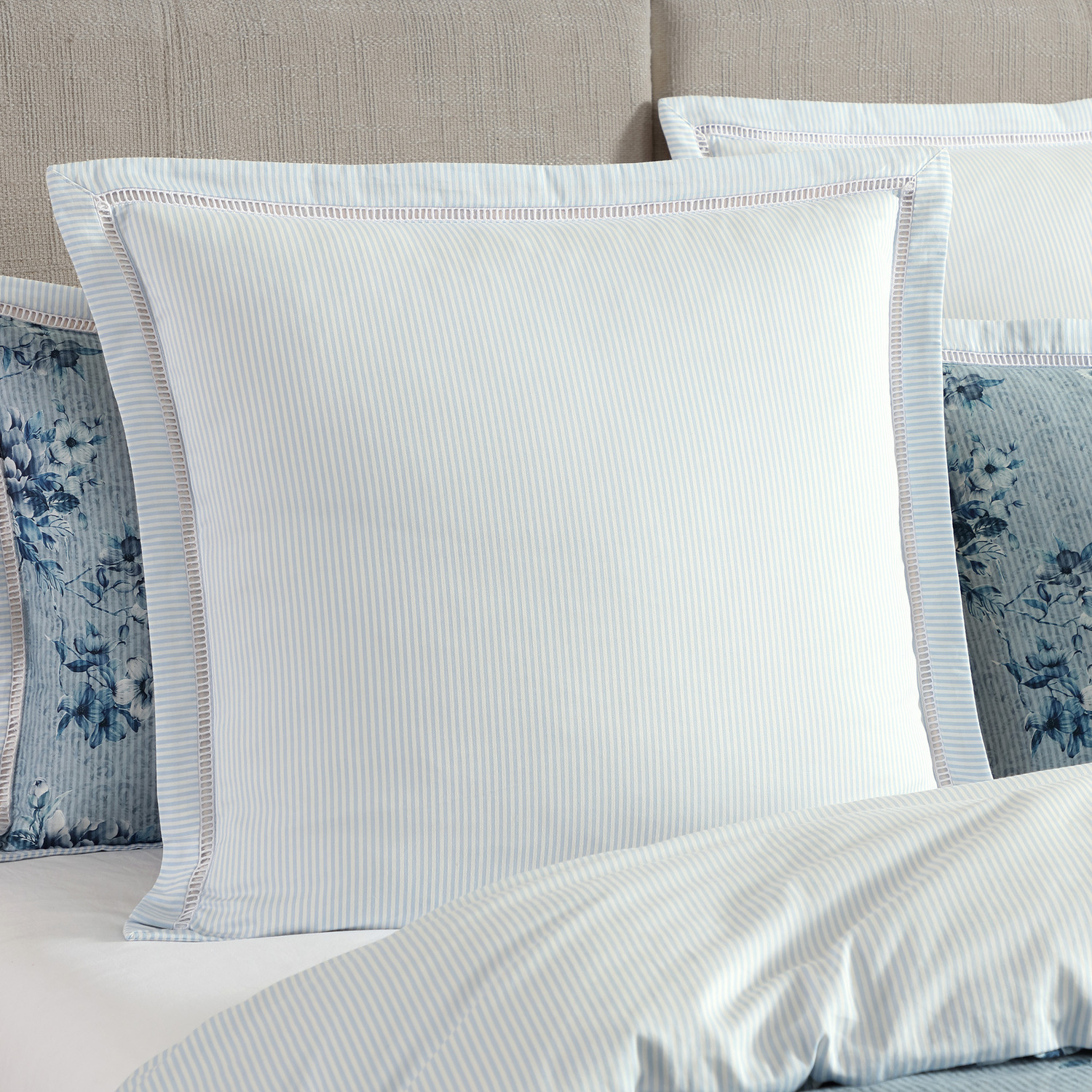 Liyana European Pillowcase