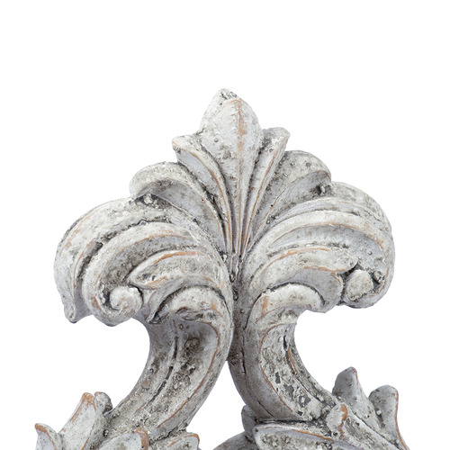 Trinity Crested Arrow Decorative Ornament