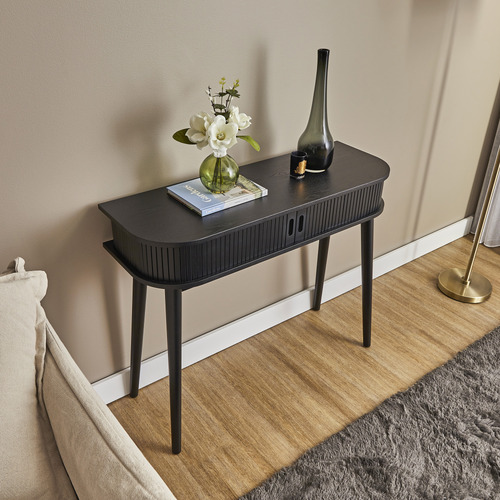 Logan-Console-Table