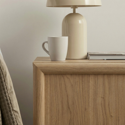 Ainar Bedside Table