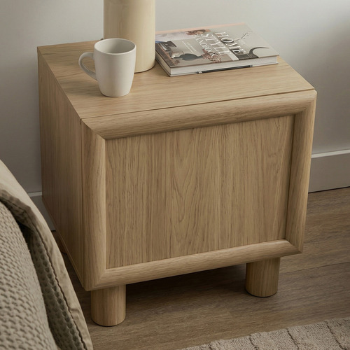 Ainar Bedside Table