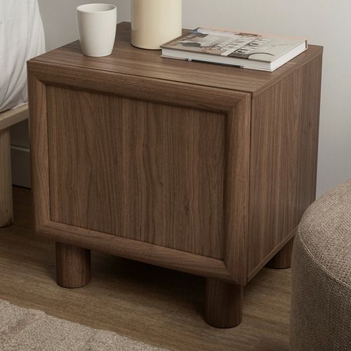 Ainar Bedside Table