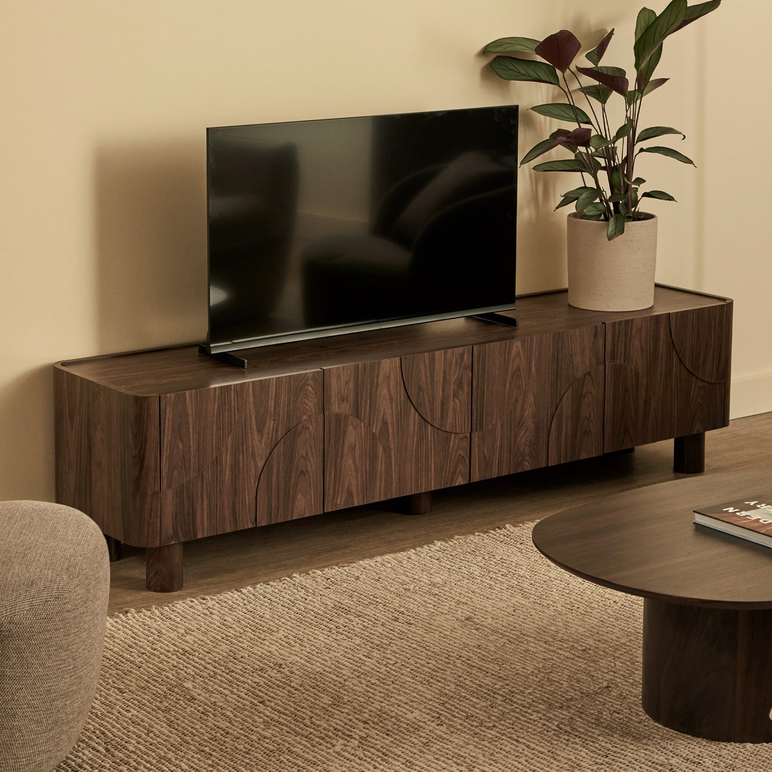 Piper Entertainment Unit