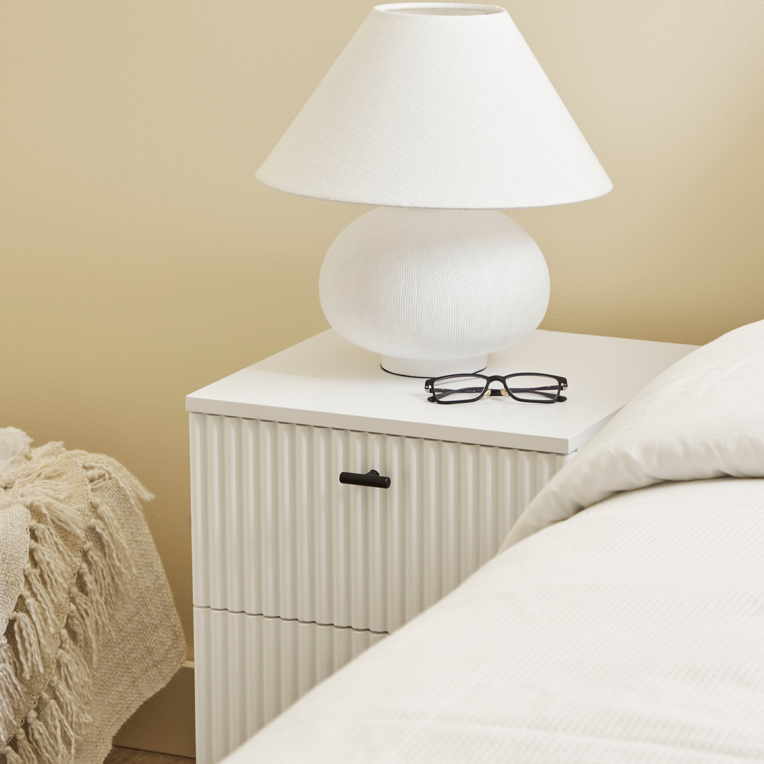 Keola Bedside Table