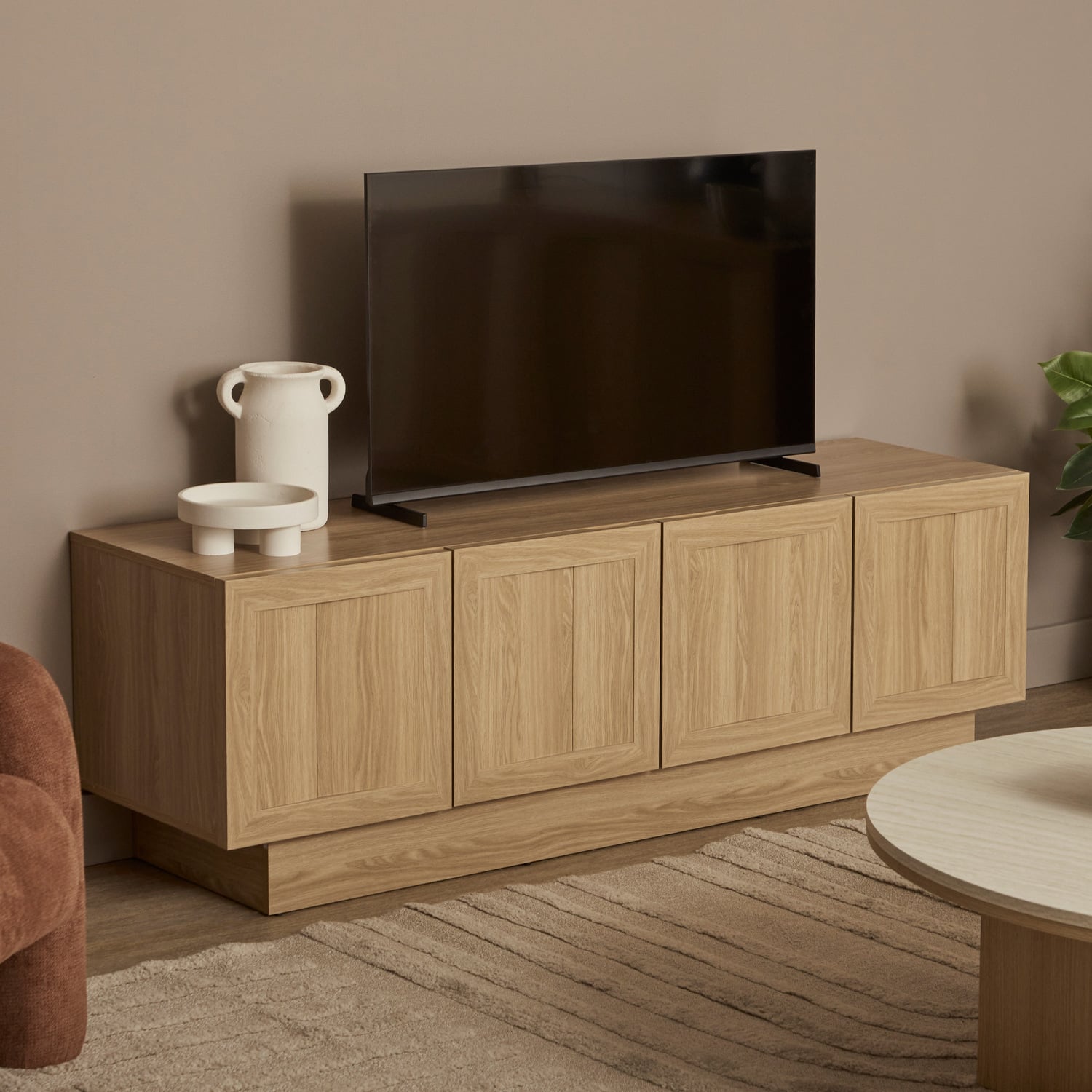 Cedric 4 Door Entertainment Unit