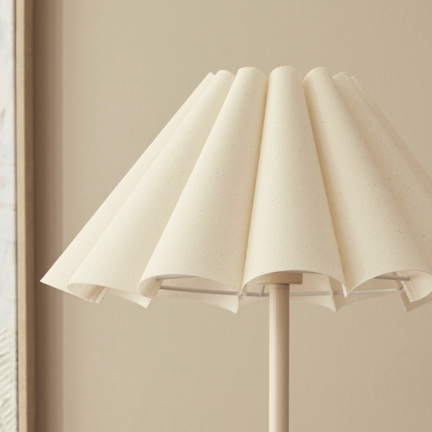 Zoila Iron Floor Lamp