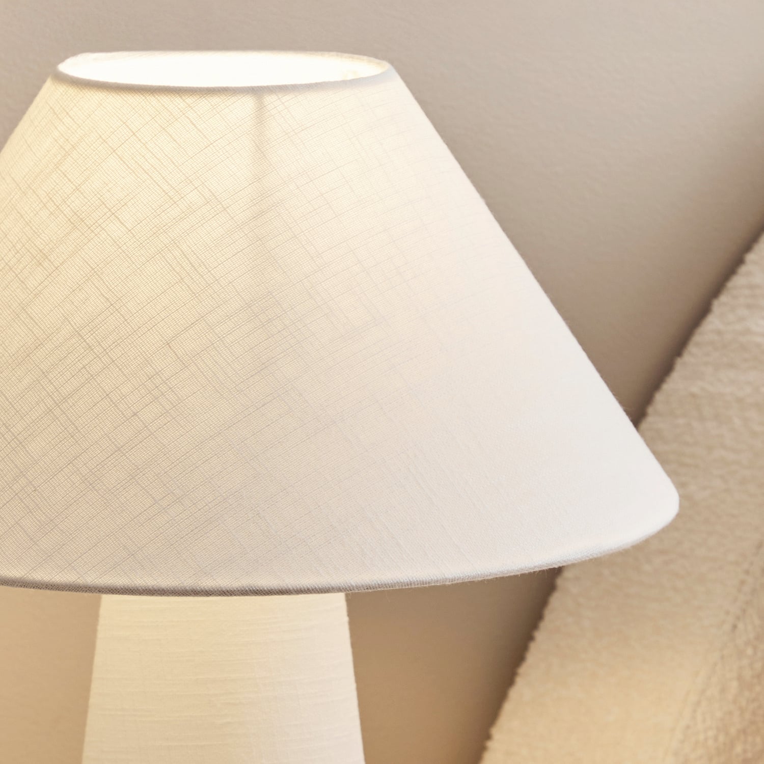 Rainne Linen Table Lamp