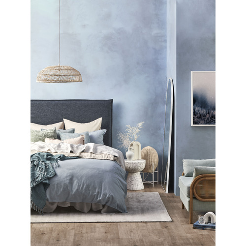 Ava-Velvet-Cushion-CAV91