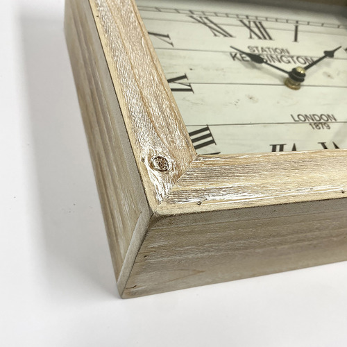 Minerva I Table Clock
