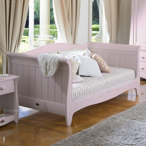 boori sleigh king single bed