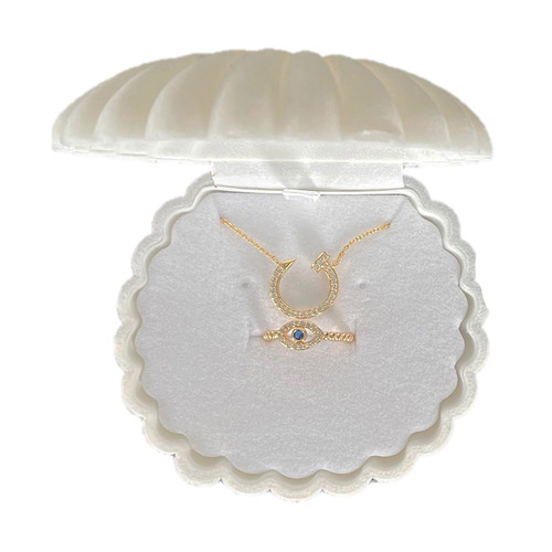 Clam Jewellery Case