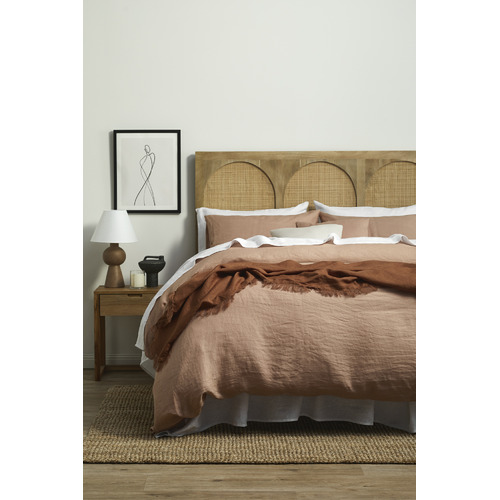 Line-Girl-1-Framed-Wall-Art-83AF-1