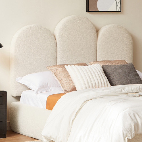 Sophia Boucle Bedhead Temple & ster