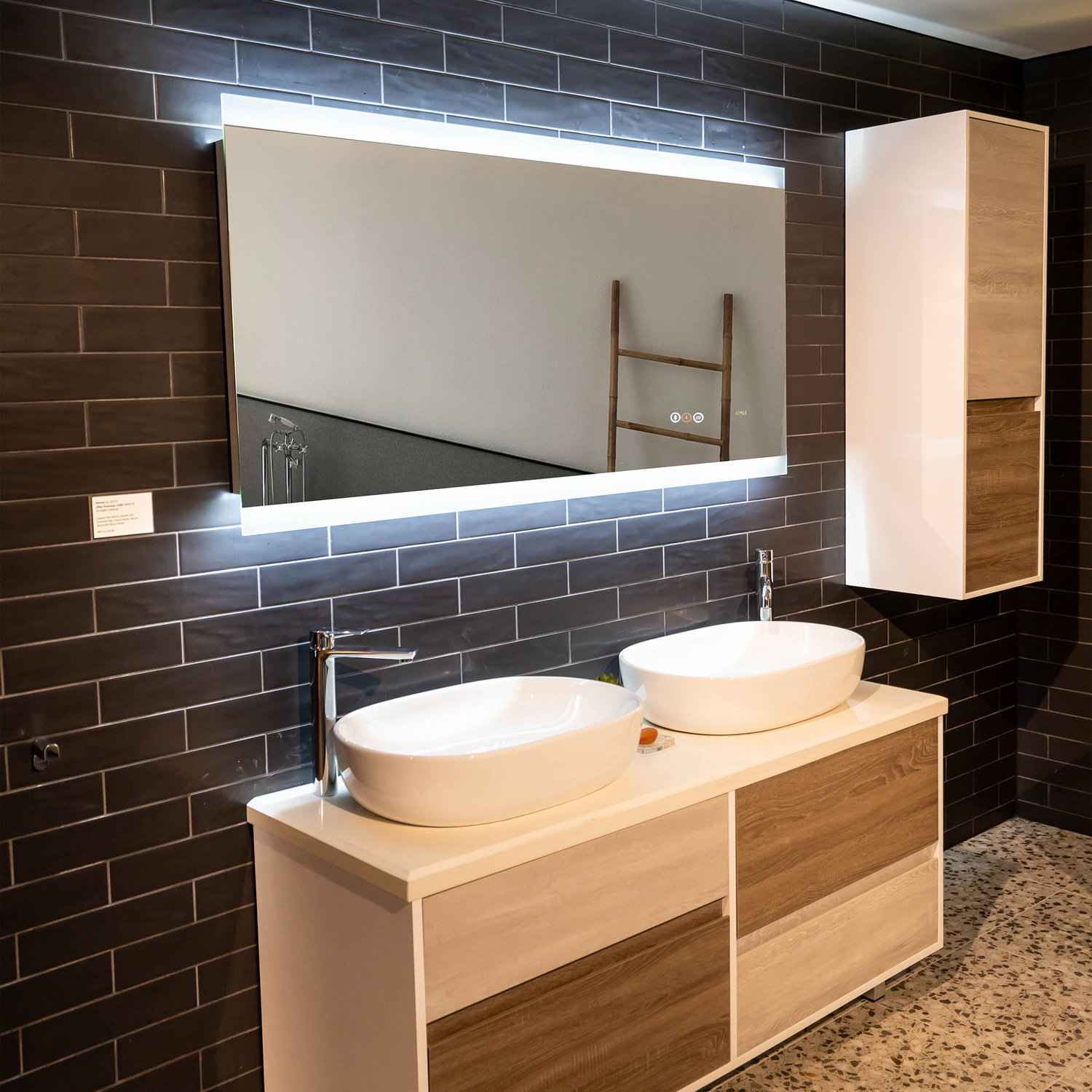 Morley-LED-Demister-Mirror-RMI