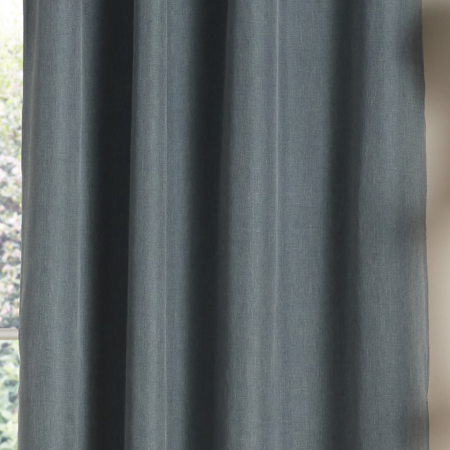 Porter-Eyelet-Single-Panel-Curtain