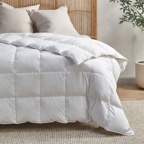 White-Veda-700GSM-Goose-Down-and-Feather-Quilt-DS1007-700G